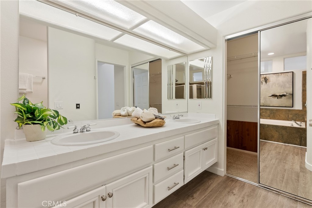 7 Medici Property Photo 16