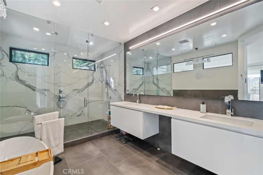 22862 Via Genoa Property Photo 32