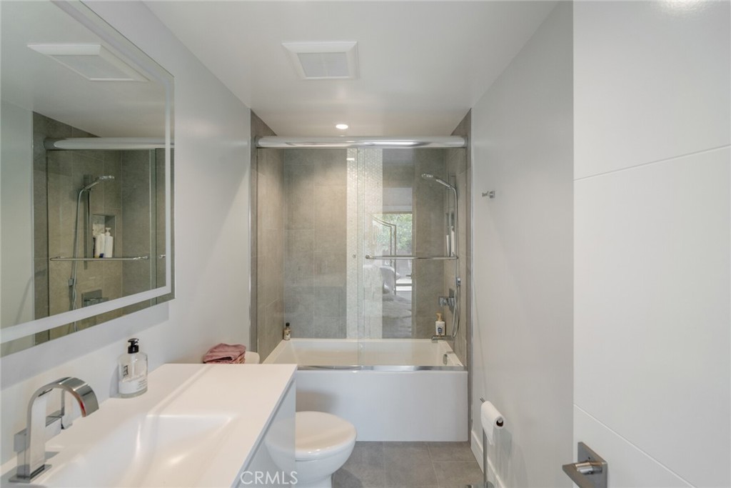 22862 Via Genoa Property Photo 36