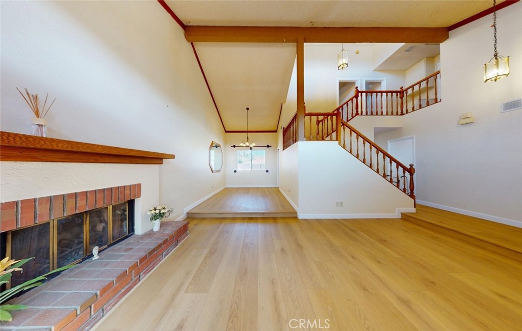 12044 Champlain Property Photo 7