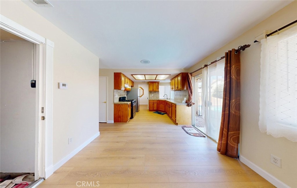 12044 Champlain Property Photo 14