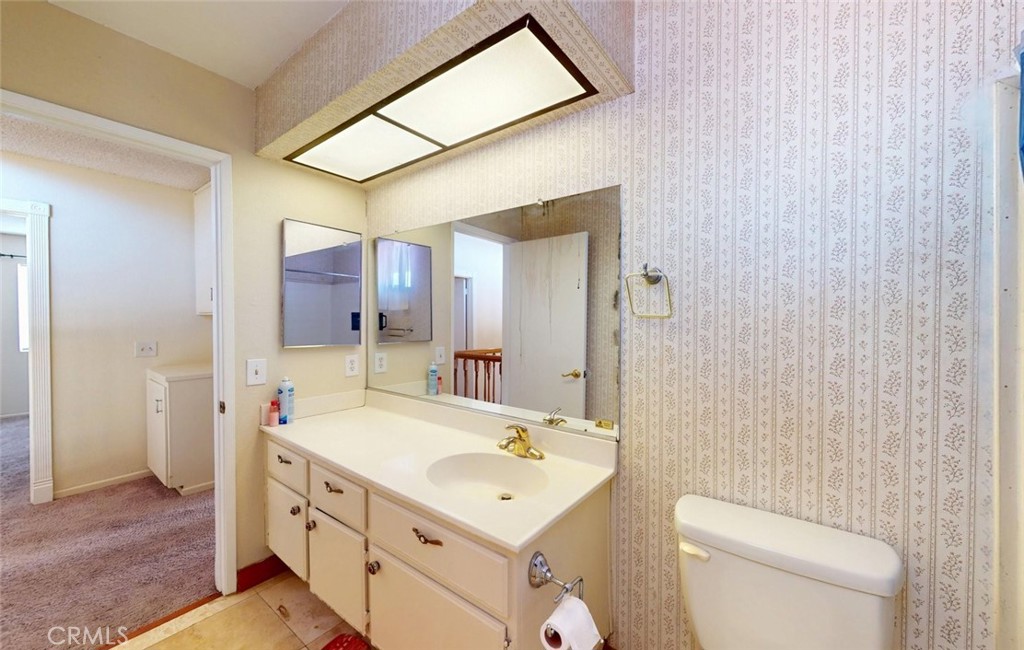 12044 Champlain Property Photo 23
