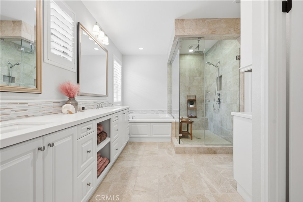 62 Cerrero Court Property Photo 28