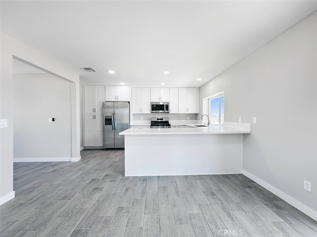10655 9th Property Photo 5