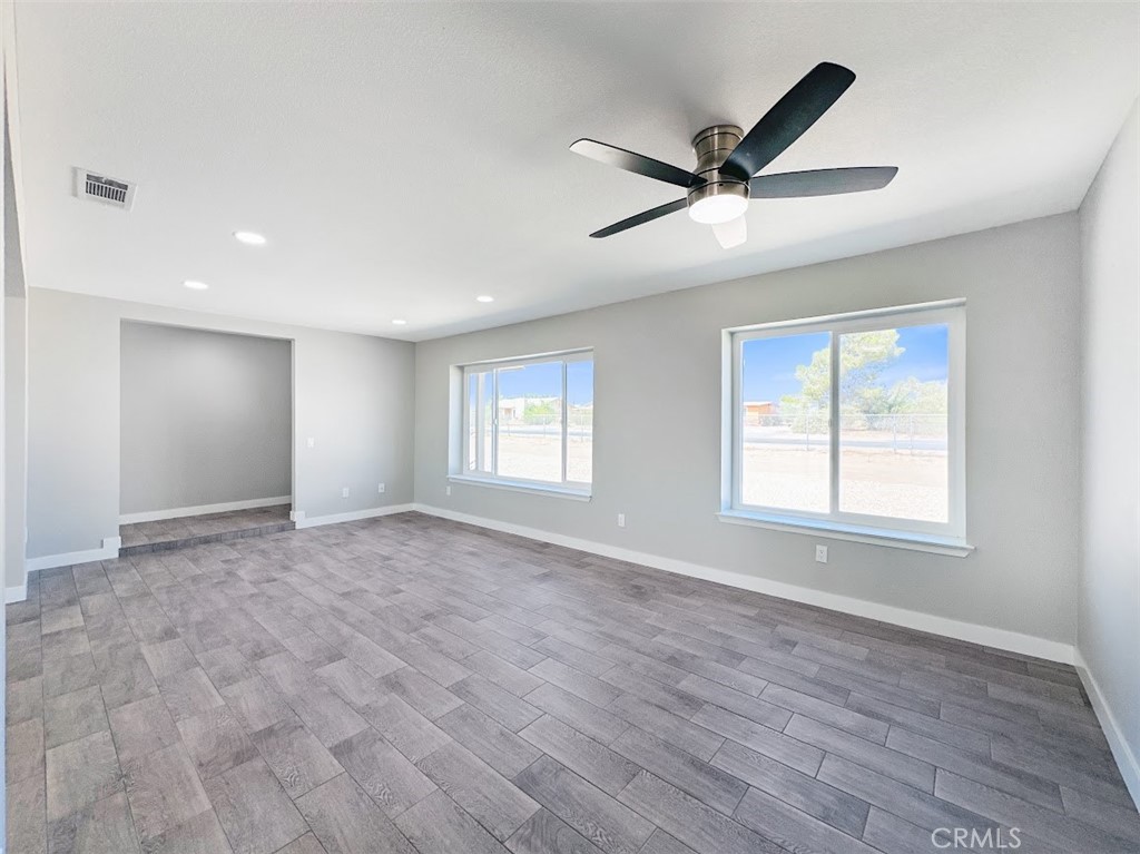 10655 9th Property Photo 10