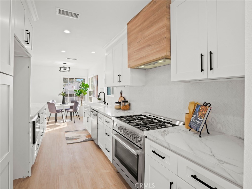 5216 Mesmer Property Photo 3