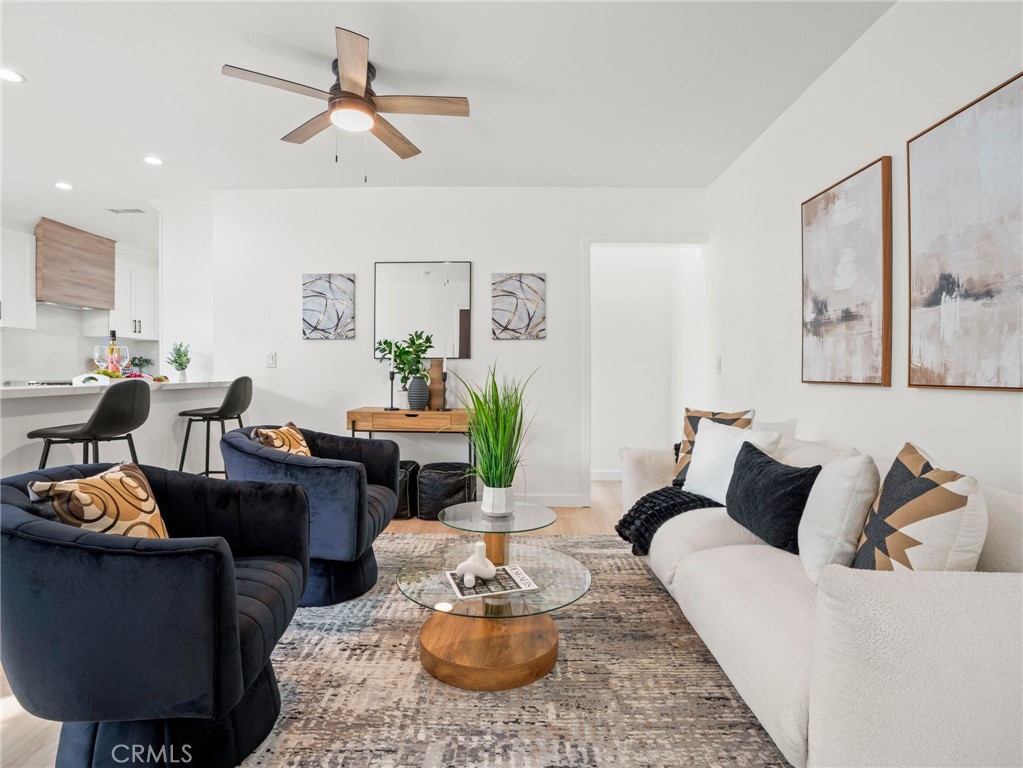 5216 Mesmer Property Photo 6