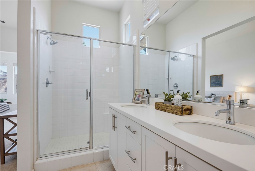 97 Adelfa Property Photo 33