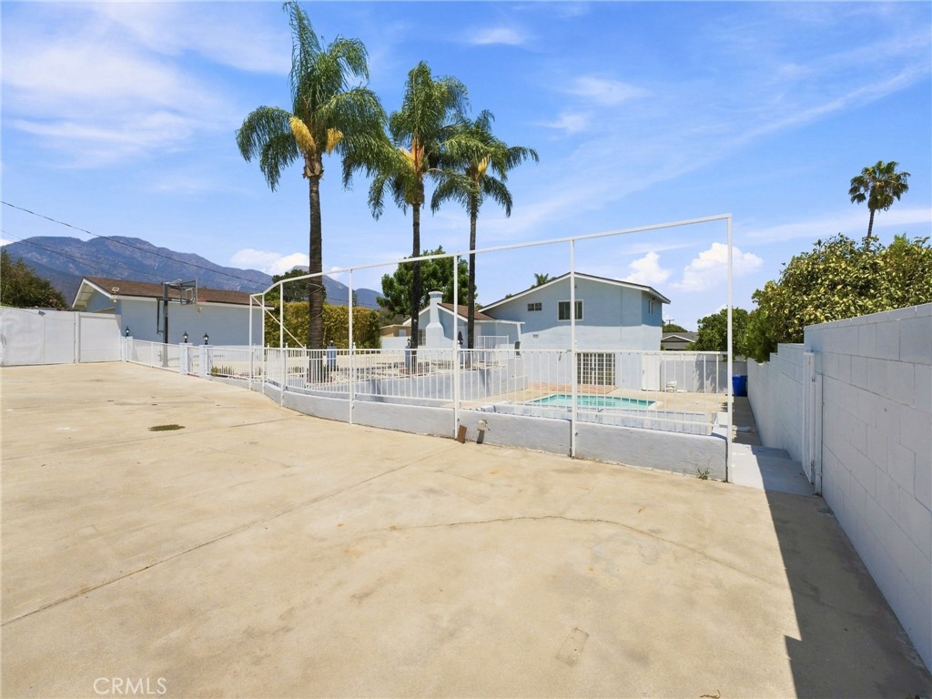 1623 N Vallejo Property Photo 38