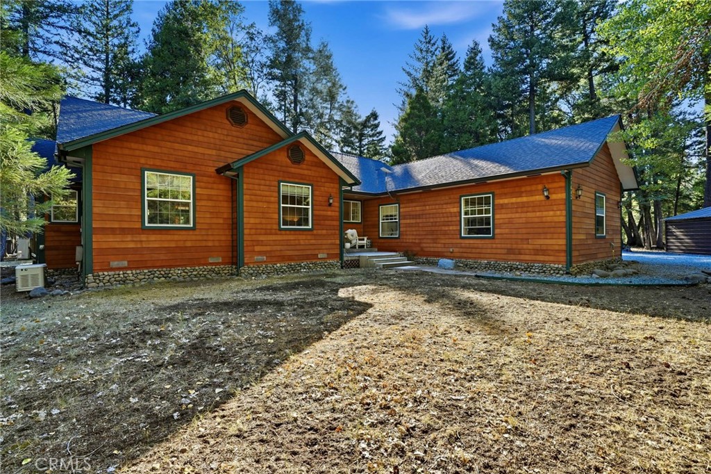 34643 Emigrant Trail Property Photo 5