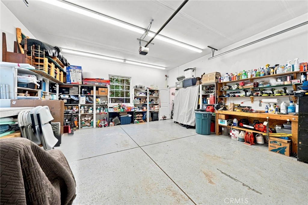 34643 Emigrant Trail Property Photo 8