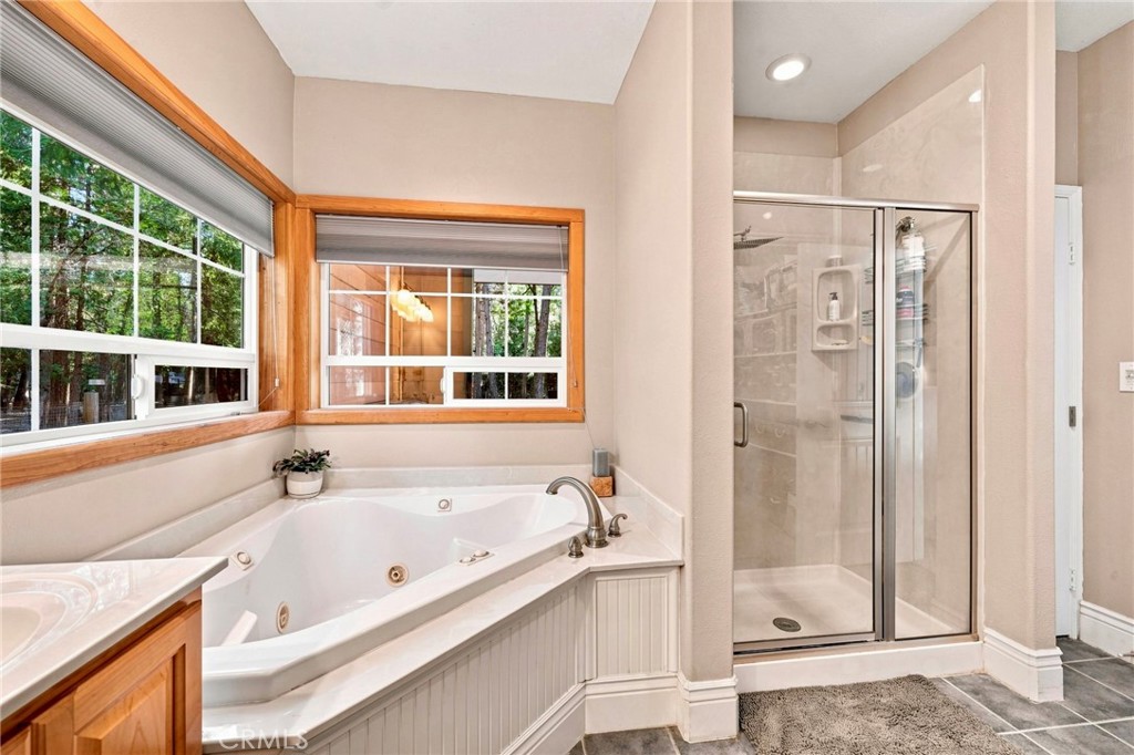 34643 Emigrant Trail Property Photo 32