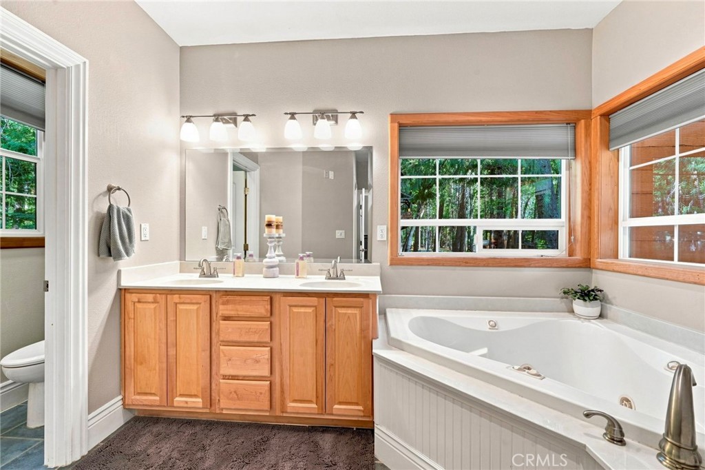 34643 Emigrant Trail Property Photo 33