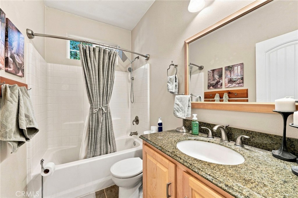 34643 Emigrant Trail Property Photo 39