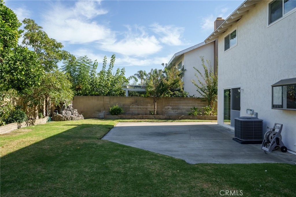 17122 Pleasant Circle Property Photo 25