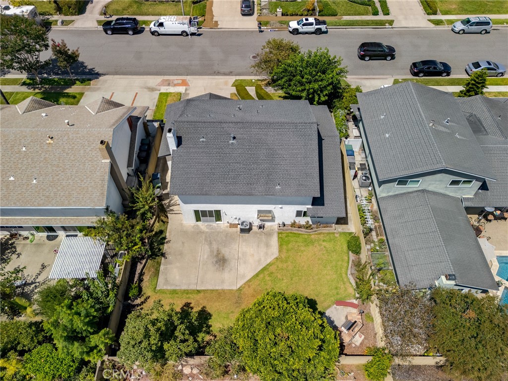 17122 Pleasant Circle Property Photo 27