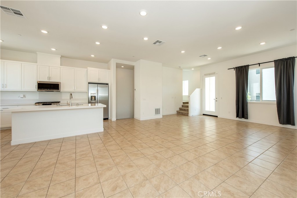 258 Sash Property Photo 12