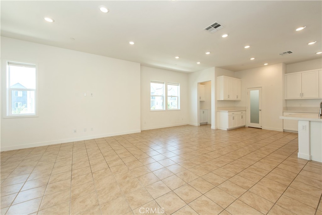 258 Sash Property Photo 14