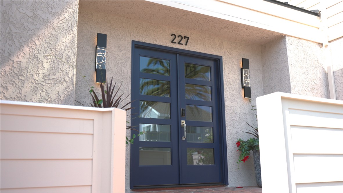 227 18th Street Property Photo 5