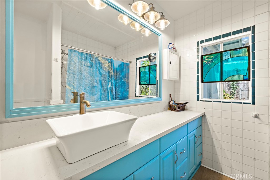 261 Avenida Granada Property Photo 13
