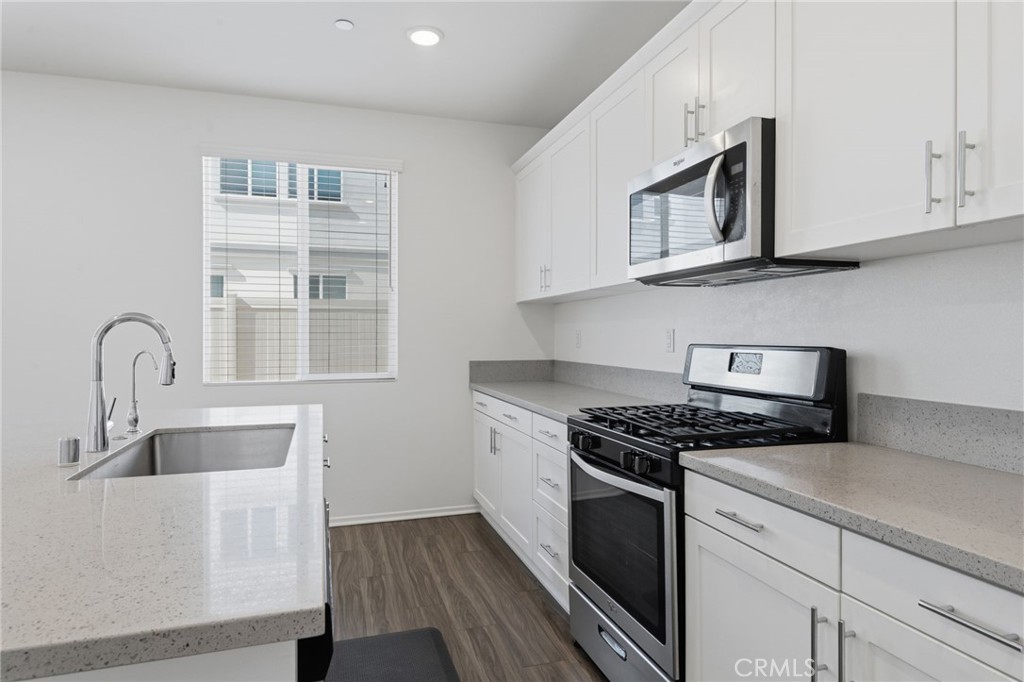 24914 Gossamer Court Property Photo 12
