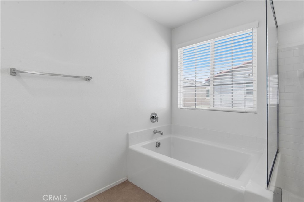 24914 Gossamer Court Property Photo 22