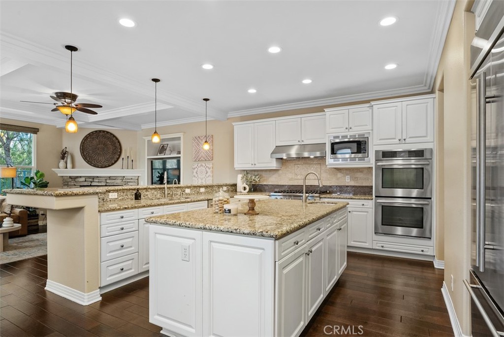 16 Vela Court Property Photo 7