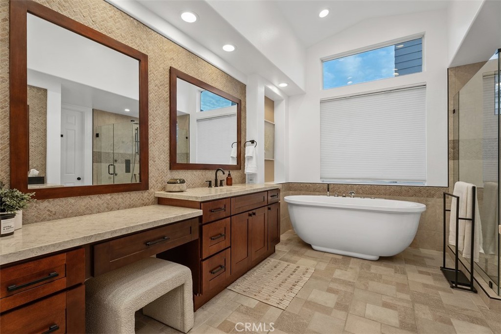 16 Vela Court Property Photo 20