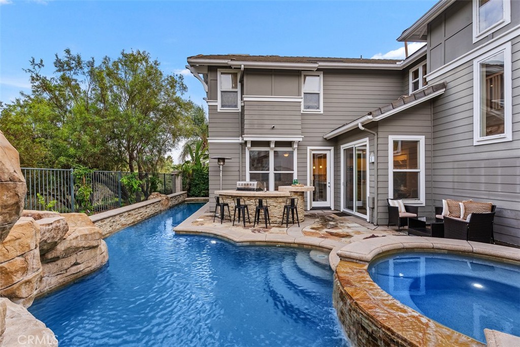 16 Vela Court Property Photo 30