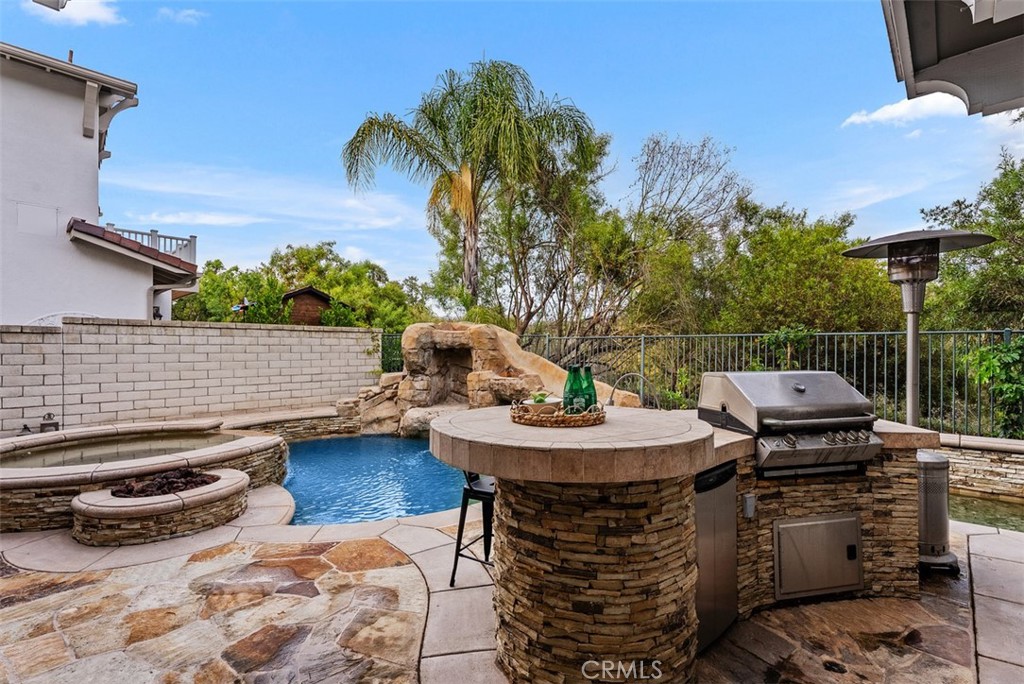 16 Vela Court Property Photo 31