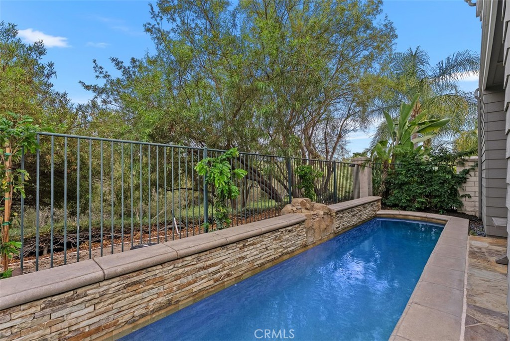 16 Vela Court Property Photo 34