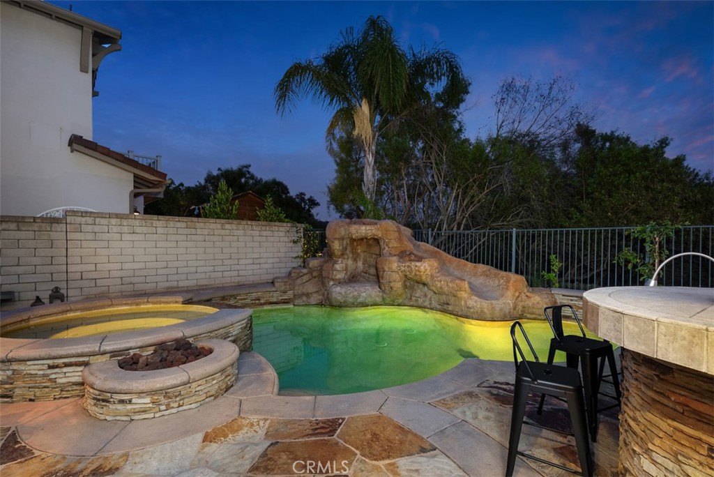 16 Vela Court Property Photo 41