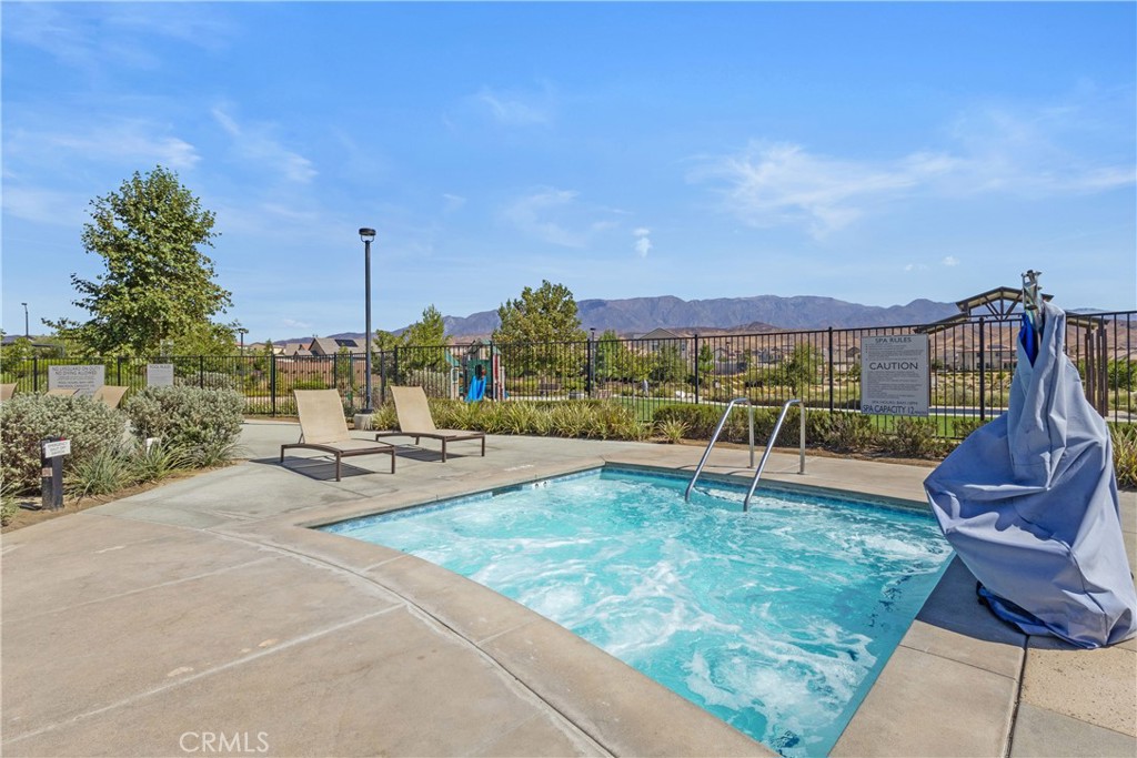 5762 Verde Way Property Photo 8