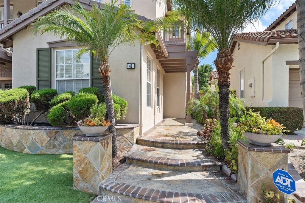 41 Carpenteria Property Photo 3