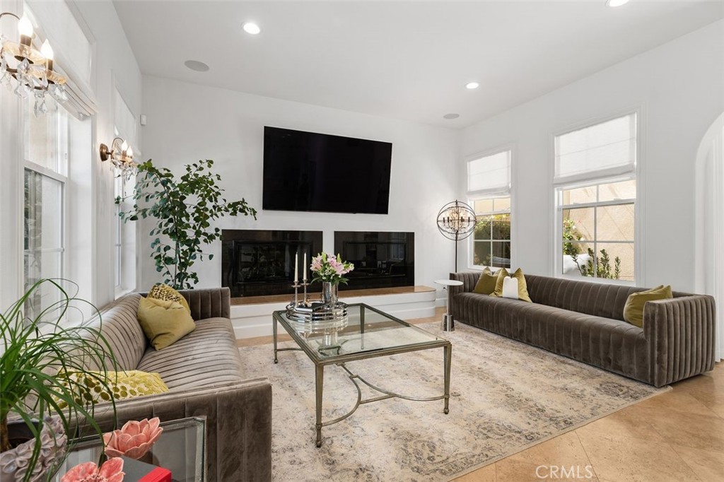 41 Carpenteria Property Photo 10