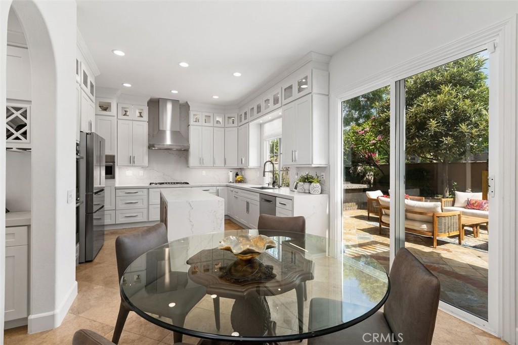 41 Carpenteria Property Photo 11