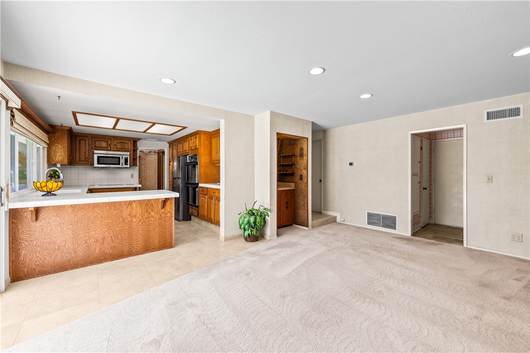 9652 Duke Property Photo 25