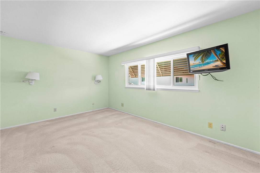 9652 Duke Property Photo 37