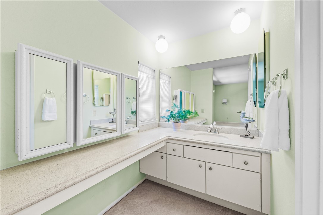 9652 Duke Property Photo 44