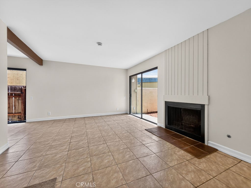 1381 S Walnut 2304 Property Photo 5
