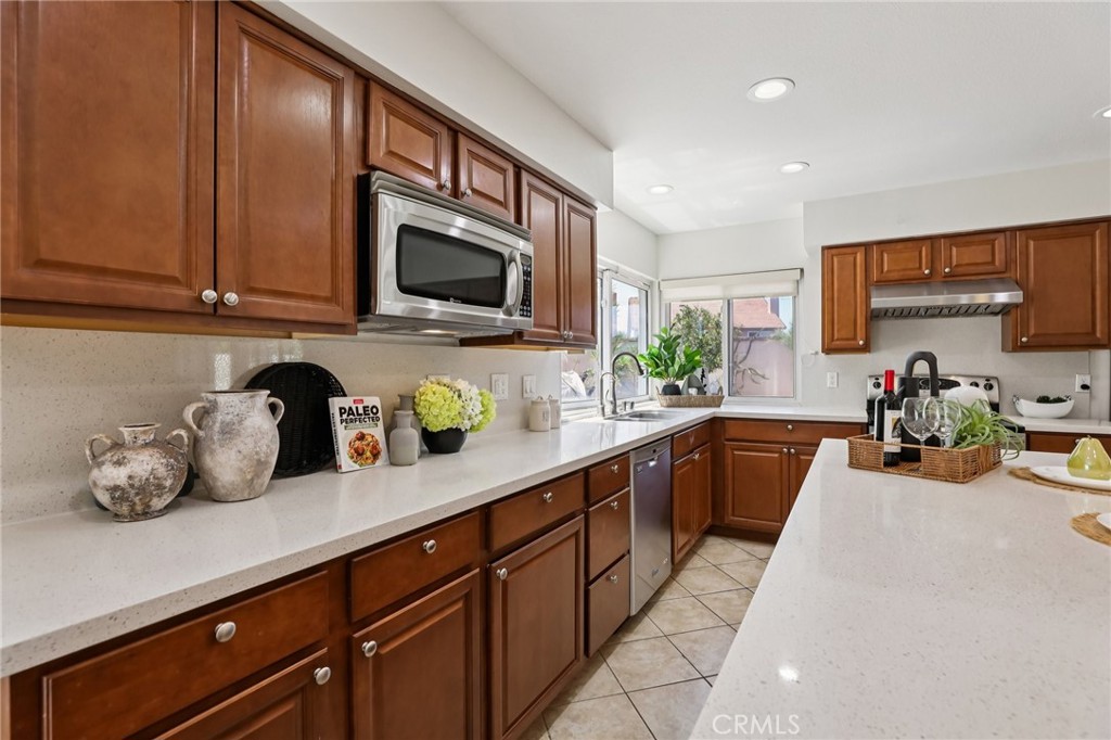 14391 Gibraltar Property Photo 10