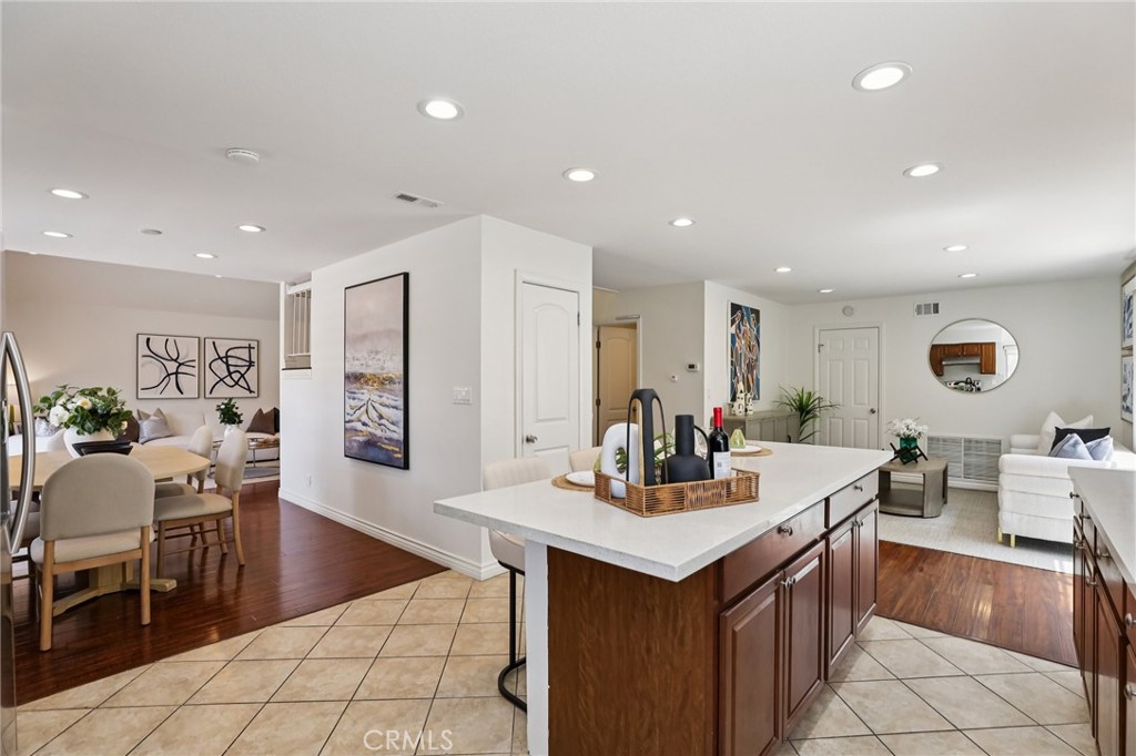 14391 Gibraltar Property Photo 11