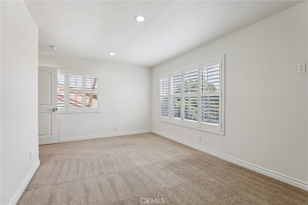14391 Gibraltar Property Photo 22