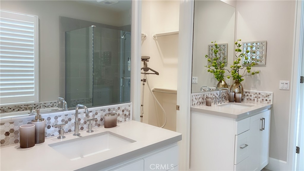 119 Donati Property Photo 3