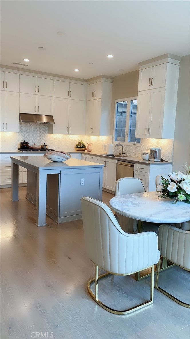 119 Donati Property Photo 4