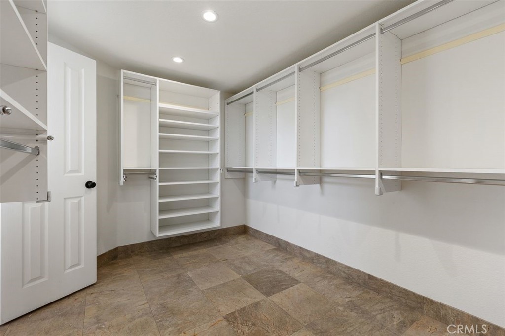 25462 Evans Pointe Property Photo 40