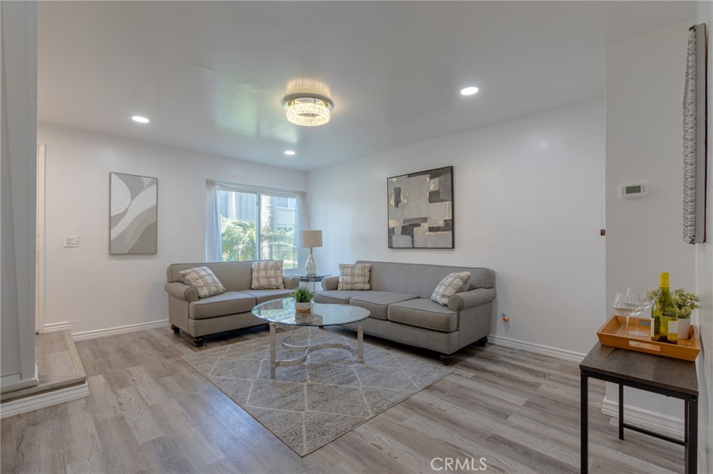 5096 Via Maria Property Photo 1