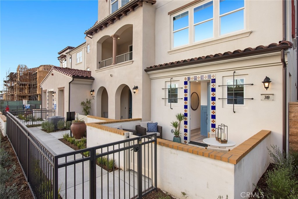 561 Gregory Way Property Photo 15