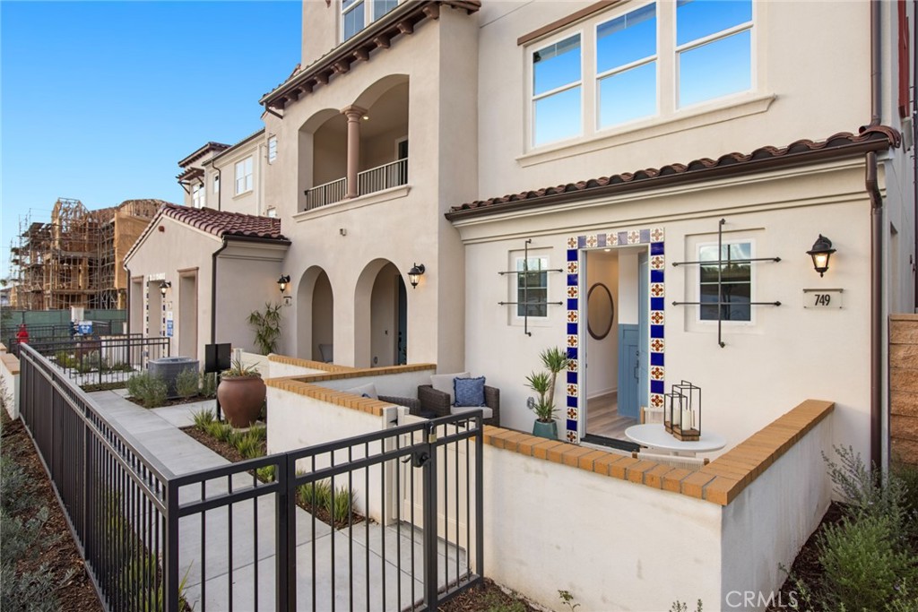 561 Gregory Way Property Photo 15