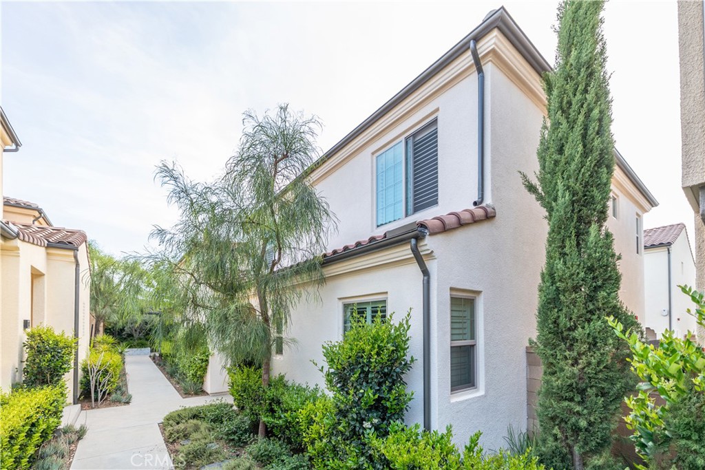 114 Falcon Property Photo 3